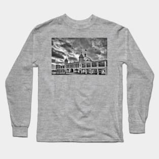 Sunday Morning at the Spanish City in Monochrome Long Sleeve T-Shirt